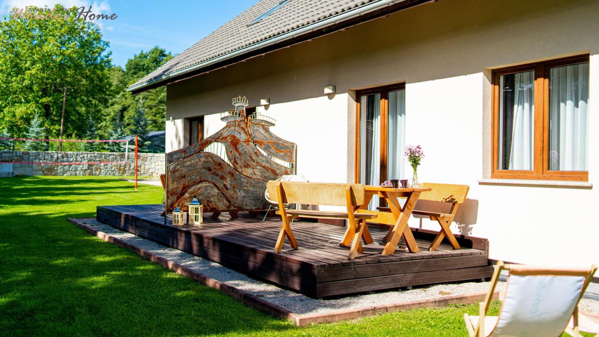 Czerwony Dworek Apartments: Green Oasis with Playground, Grill & Fishing Pond Myslakowice Exterior photo