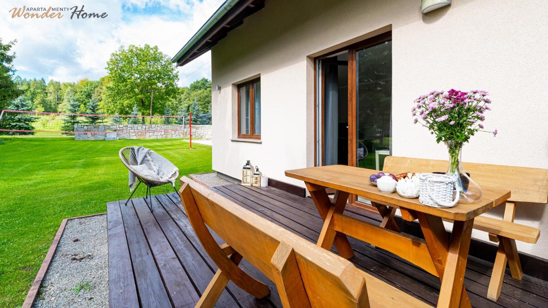 Czerwony Dworek Apartments: Green Oasis with Playground, Grill & Fishing Pond Myslakowice Exterior photo