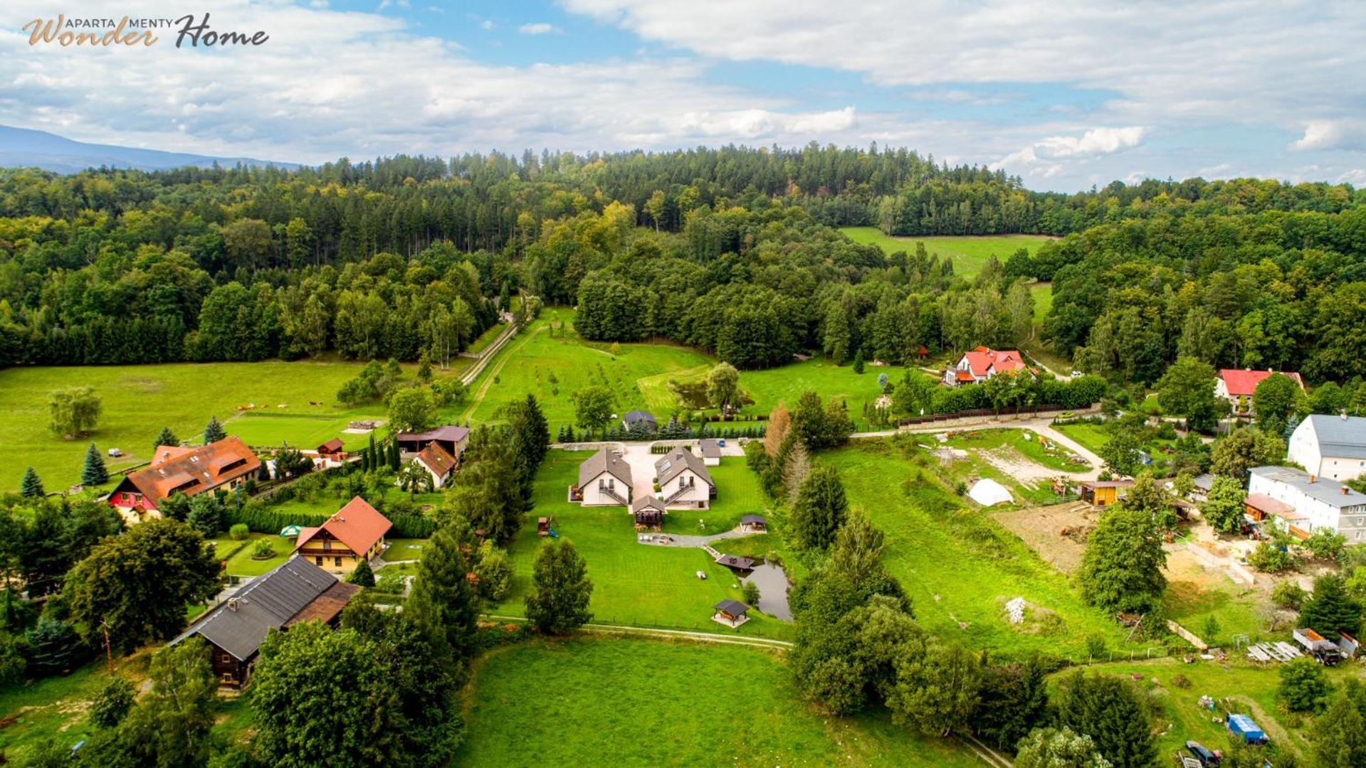 Czerwony Dworek Apartments: Green Oasis with Playground, Grill & Fishing Pond Myslakowice Exterior photo